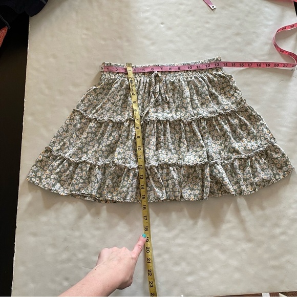 Floral Skirt Womens Size Small Medium Green Tiered Mini Sunflower Daisy - Picture 5 of 6